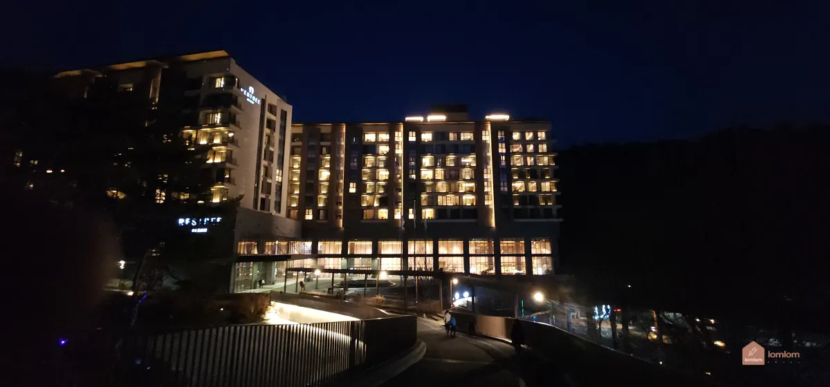 밤에-본-레스트리-리솜-외관