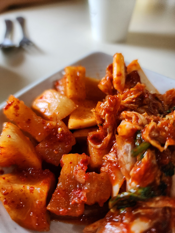 캠프다온 근처 찐 정성과 수제 맛집 - 함지박 만두전골(직접담근 겉절이와 깍두기)
