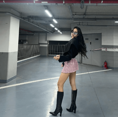 블랙핑크 리사 몸값