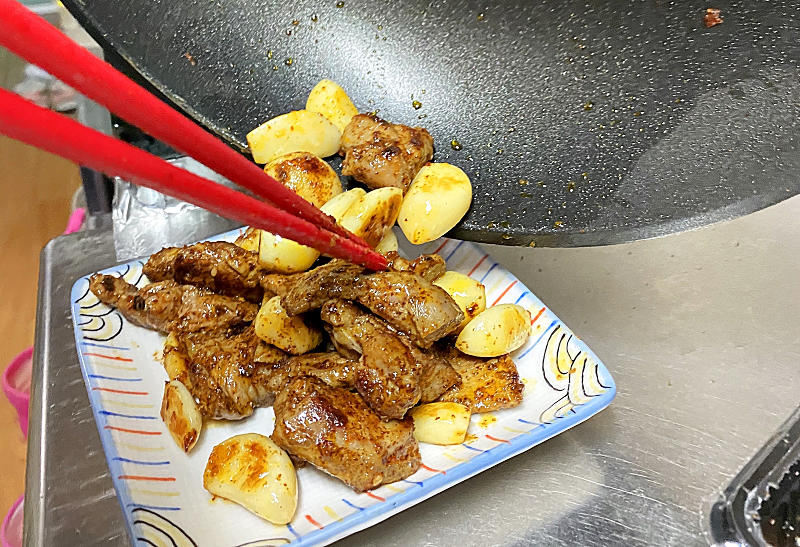 오리지널 맛 양고기 숄더랙 담기