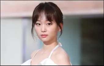 진기주 배우 프로필 인스타 나이 과거 이력_21
