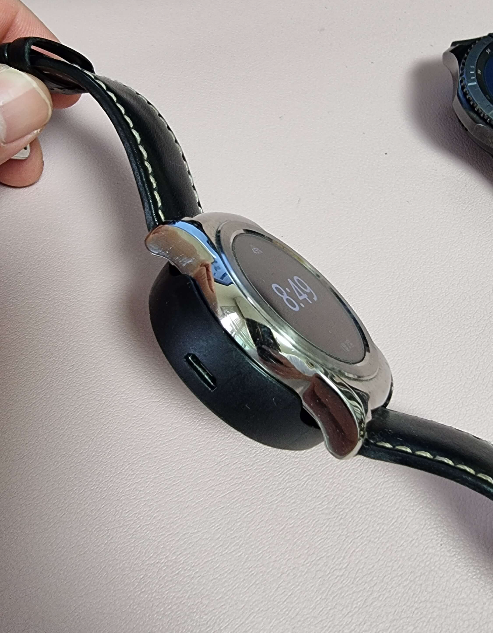 어베인 충전 크래들