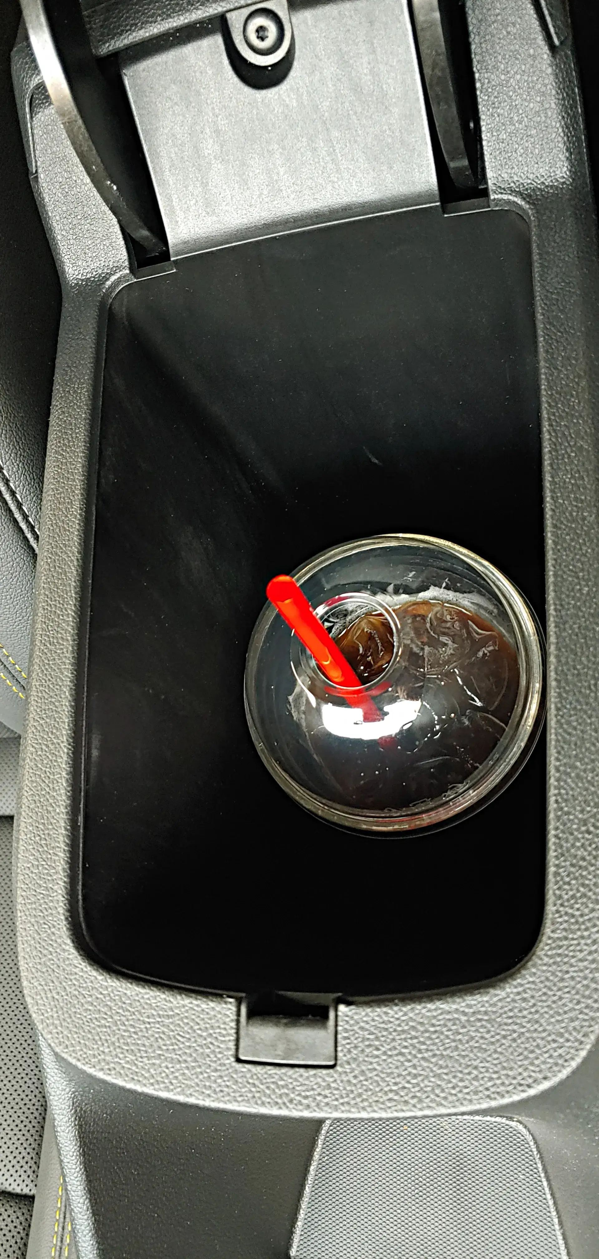 쉐보레 트랙스 크로스오버 내부 및 인테리어