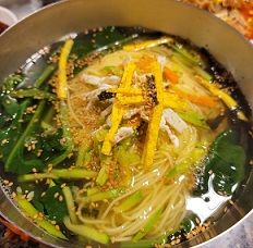 잔치국수-점심특선