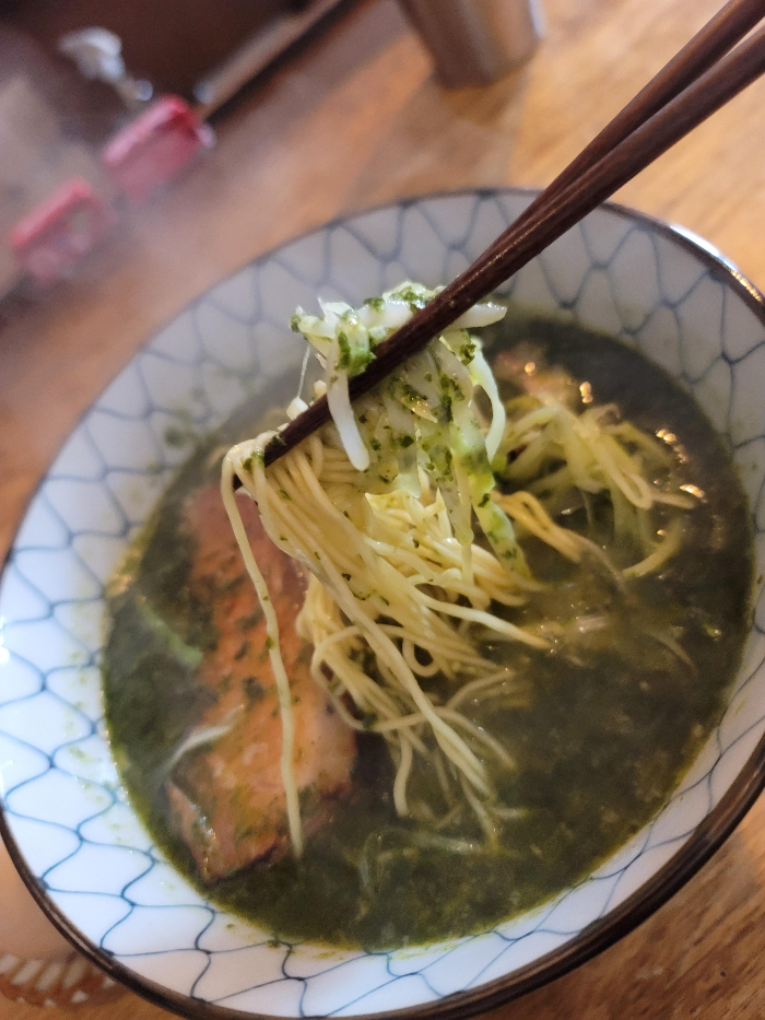 바질라멘(미도리카메)