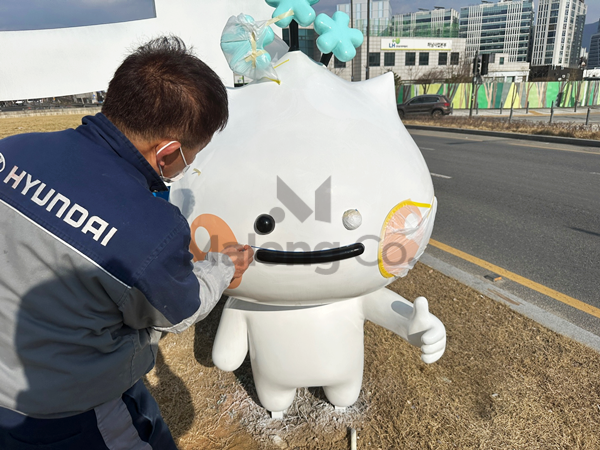 마롱컴퍼니 조형물 4