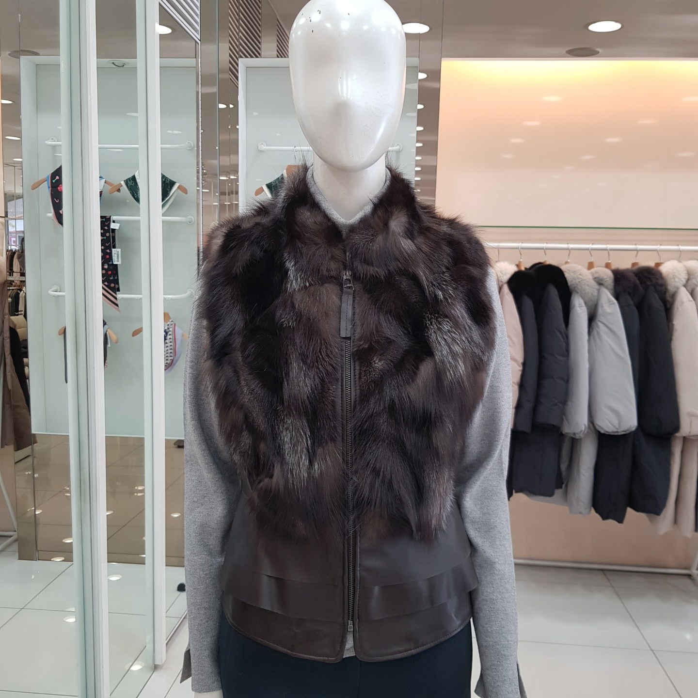 조이너스 양가죽 배색 여우털 베스트- JAAW1CFV0100