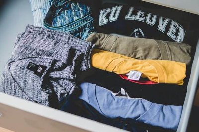 서랍에 정리한 옷들