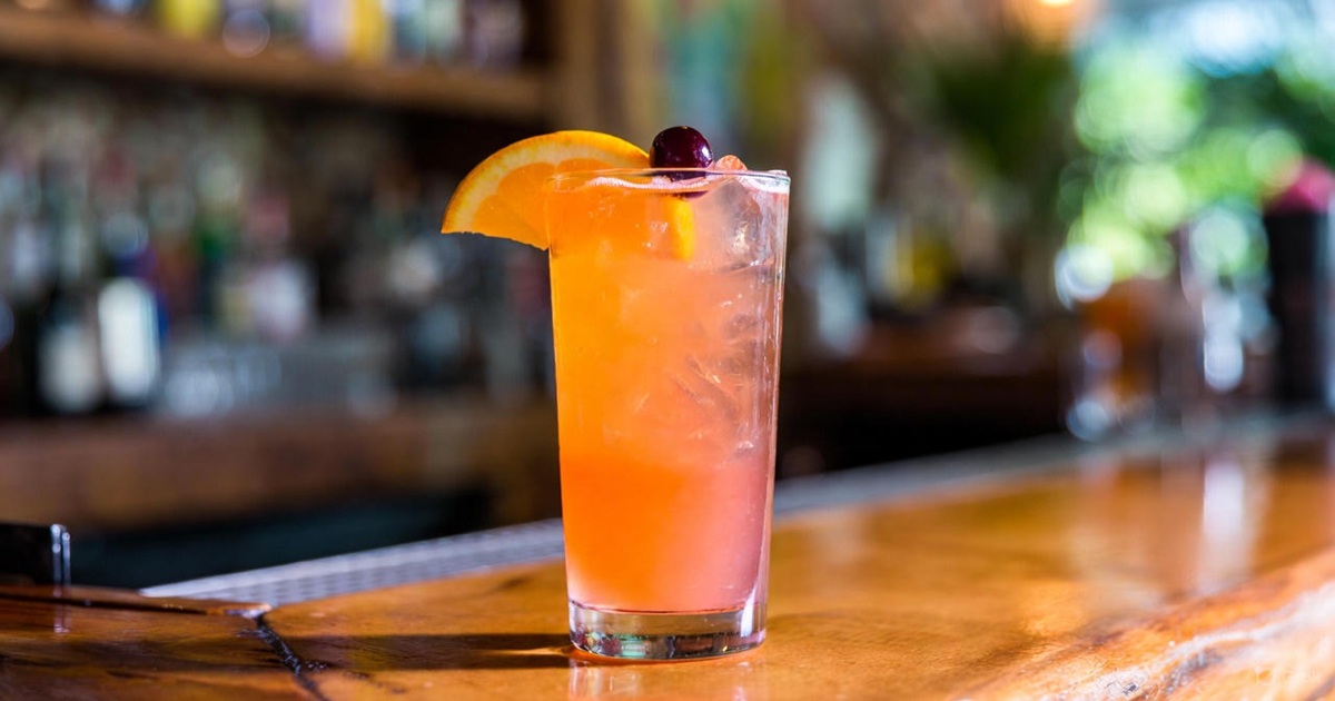 섹스 온 더 비치 황금 레시피 & 유래 및 완벽한 안주 추천