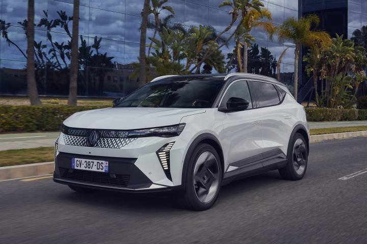 르노 세닉 E-Tech 11월 프로모션