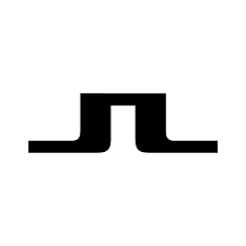 푸마 골프는 혁신적인 디자인과 대담한 색상의 사용으로 유명합니다. 이 브랜드는 골프웨어 브랜스 순위를 통해 개성을 표현하고자 하는 골퍼들에게 인기 있는 선택입니다.