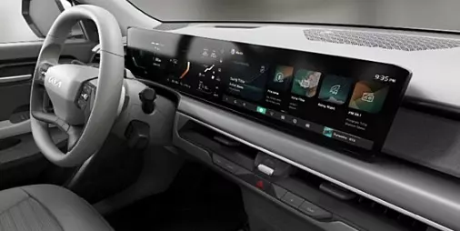 EV9 파노라믹 와이드 디스플레이