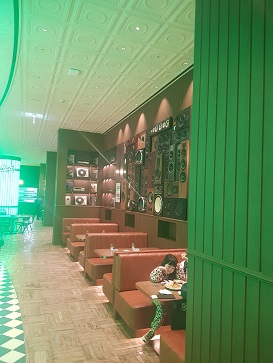 하이파이_레스토랑