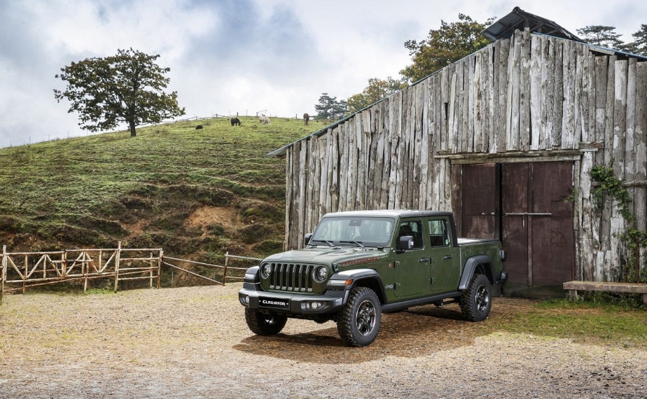 지프 글레디에이터 관련 사진