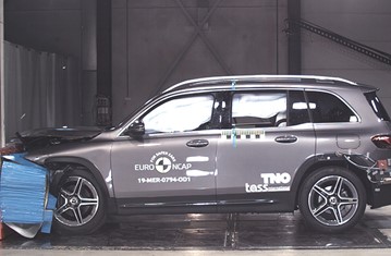 Euro NCAP 메르세데스 벤츠 A클래스 B클래스 E클래스 G클래스 GLA GLB GLE CLA CLS 충돌테스트 안전성 평가 결과13