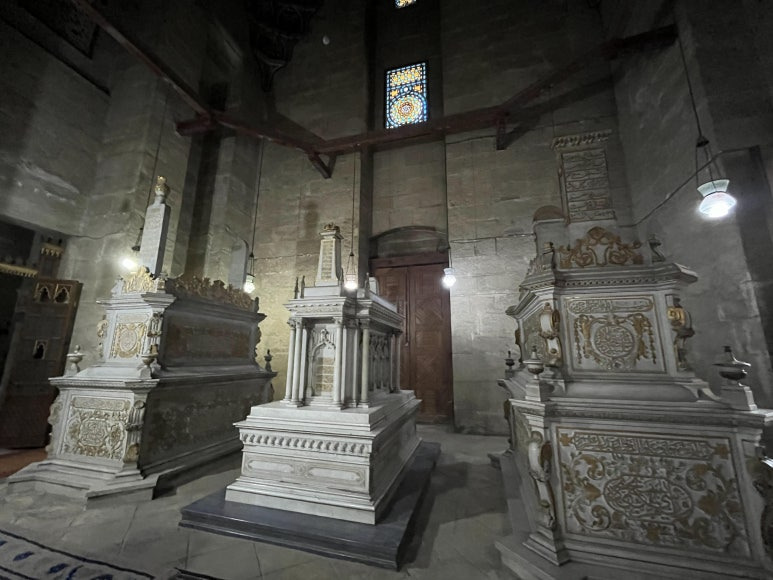 술탄 하산 모스크-마드라사 &amp; 알 리파이 모스크