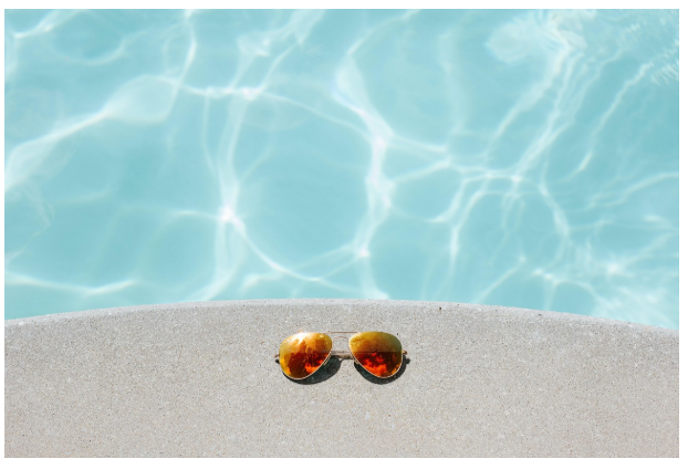 여름에만 떠오르는 단어들: 뜨거움과 생동감의 언어