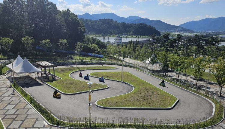 칠곡보 사계절썰매장