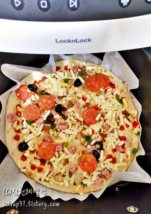 사조 그릴드 피자 콤비네이션 에어프라이어 조리