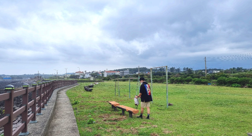 올레3코스를 돌다가 만난 작은 공원