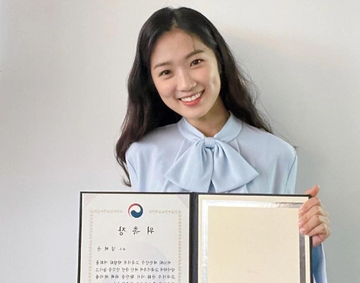 김혜윤 프로필 나이 고향 학력 키 작품 인스타