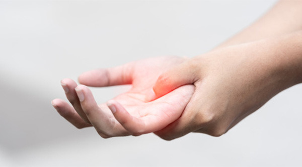 손 저림 관련 사진