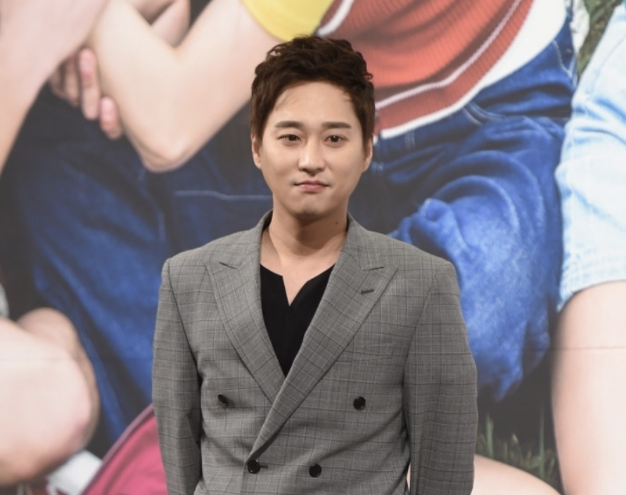 허정민18