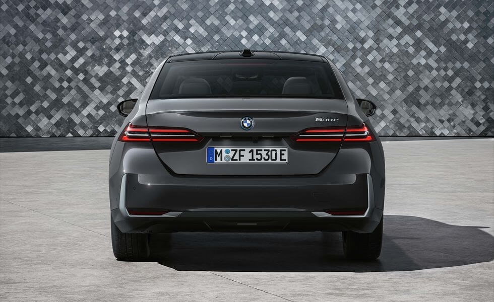 2024 BMW 5시리즈