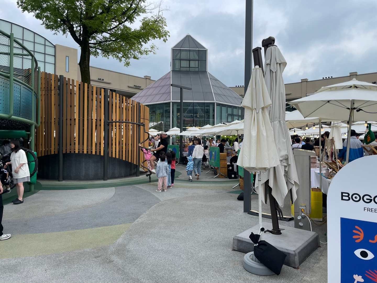 의왕 롯데 프리미엄 아울렛 주차 무료 잔디광장 카페 웁스어데이지