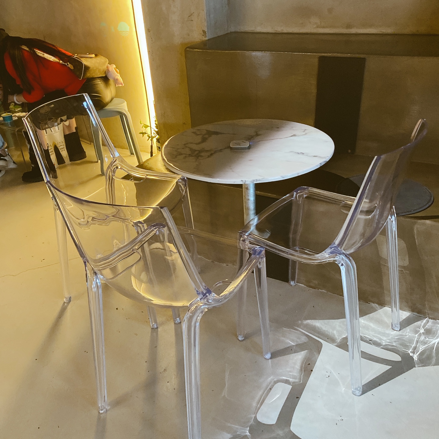 제주공항 & 용연계곡 근처 한라봉 젤라또 카페 휴즐리제주 한라봉젤라또 현무암젤라또 주차 리뷰 추천