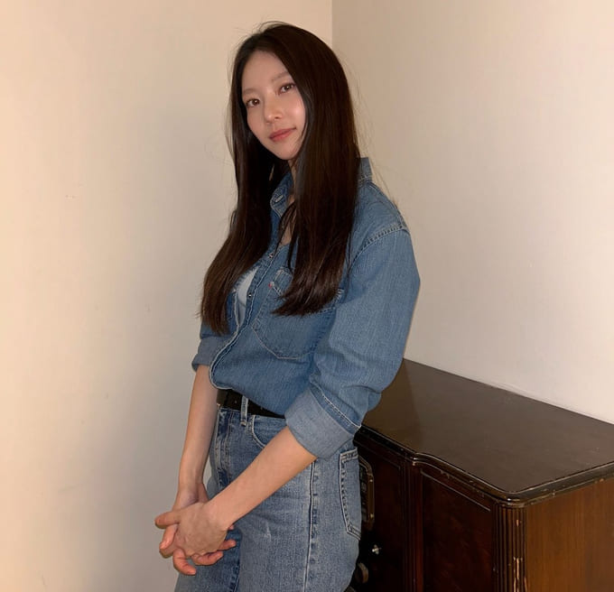 공승연 사복