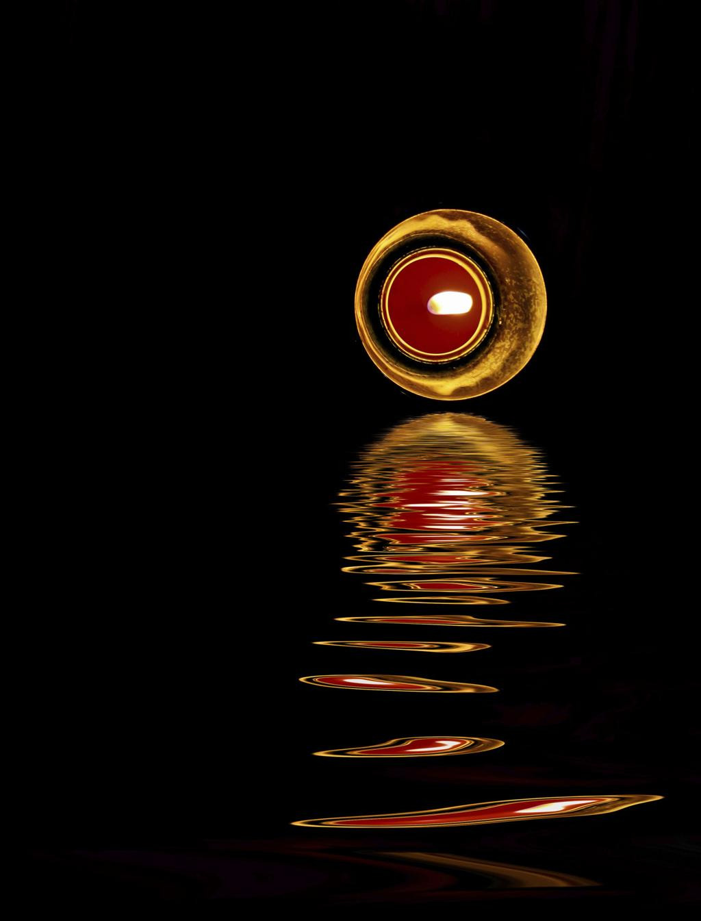 정해일주 물상 : 물에 비치는 불빛