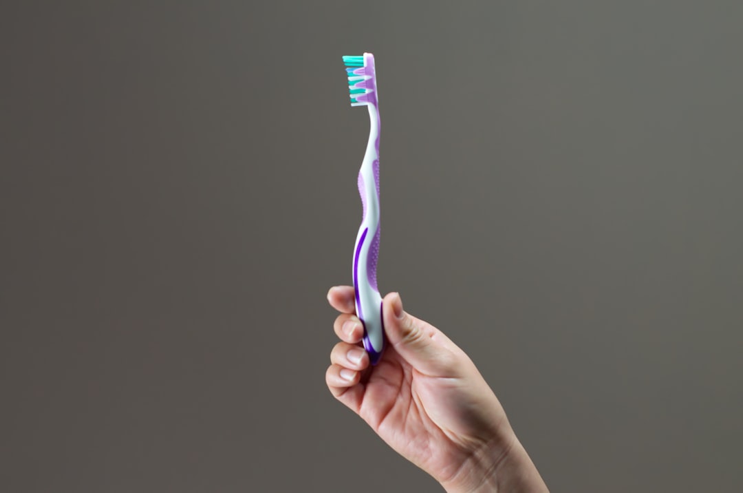 Toothbrush.