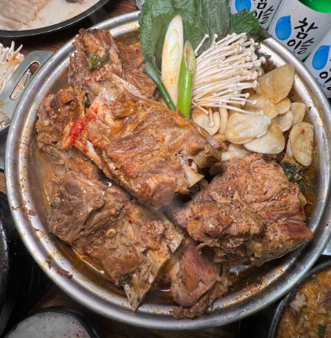 생방송투데이 빅데이터 랭킹 맛집 서울 최고의 뼈해장국 TOP5 – 담원순대 시청본점