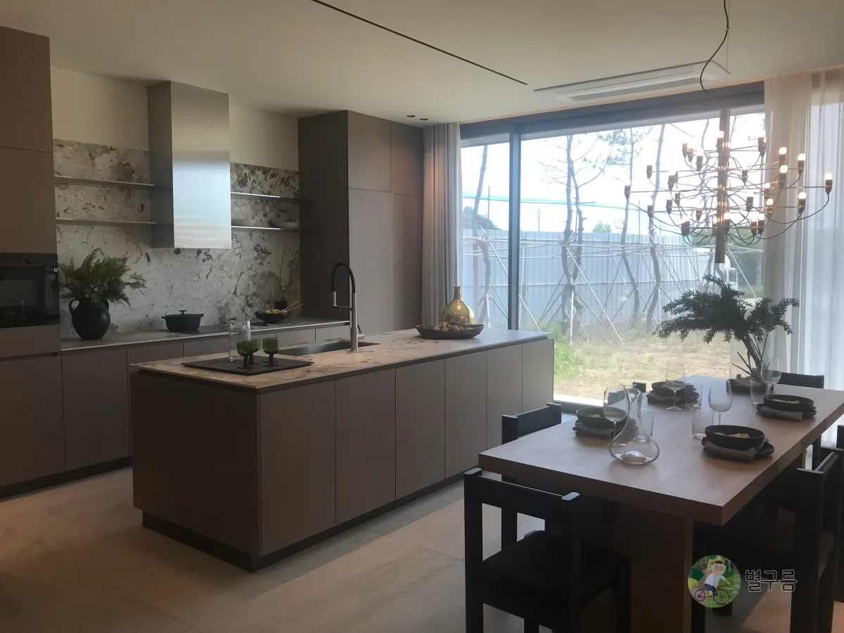 공간제작소-샘플집-내부-2