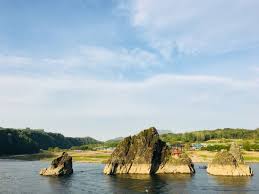 도담삼봉과 석문: 단양의 상징 같은 뷰포인트 (출처:환경매일방송TV/충북일보/단양관광공사)