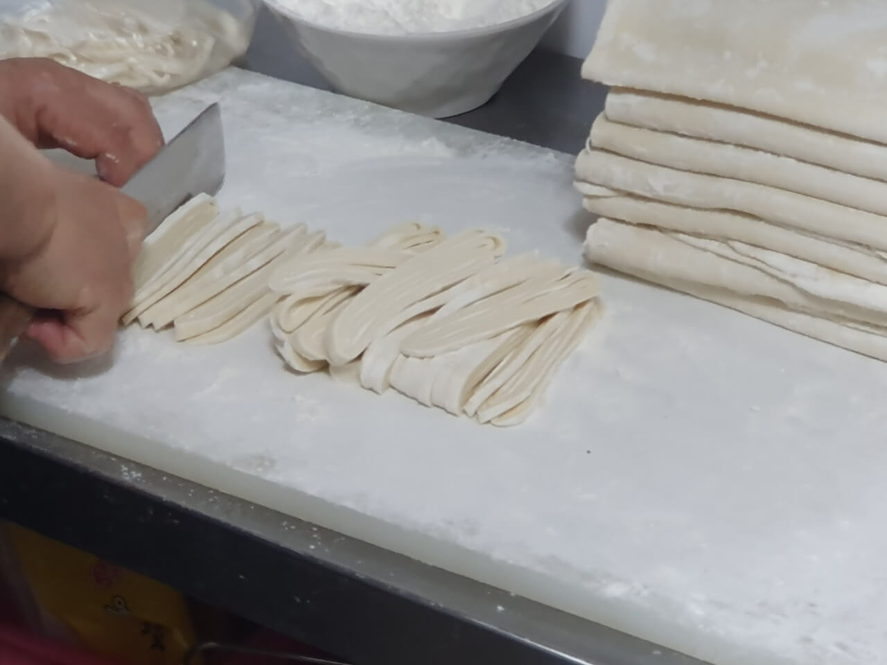6시내고향 충남 서산 간월도 해물 손칼국수 맛집 간월도손칼국수