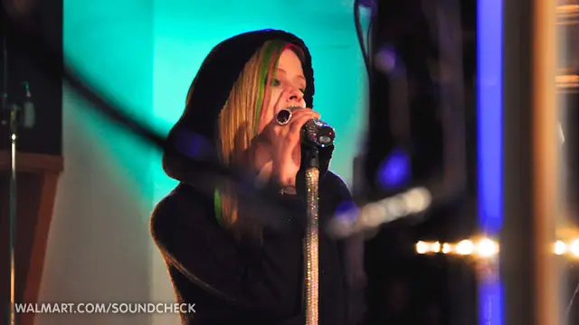 에이브릴-라빈-what-the-hell-2011년