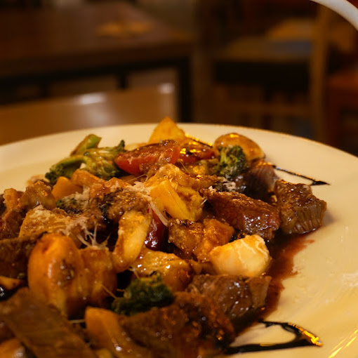 강남 와인바 '아브라소812'