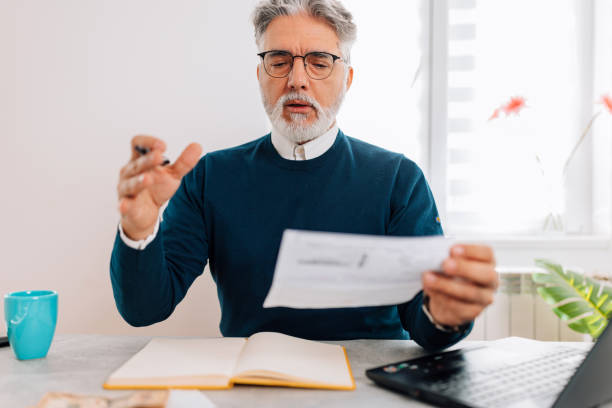 중장년 재취업 바우처 최대 200만 원 받는 법