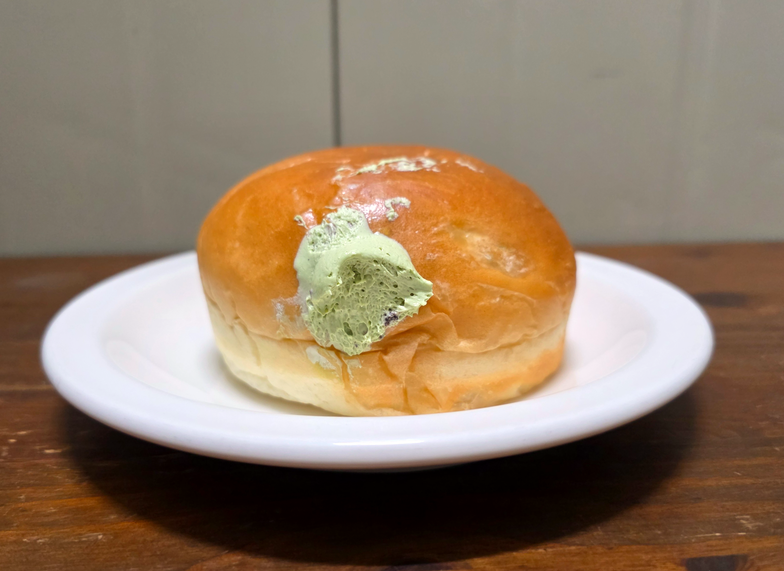 gs25서울우유초코칩피스타치오크림빵