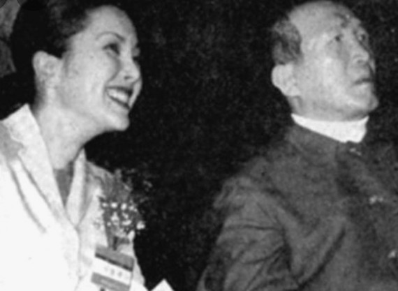 배우 이휘향 20살연상 조폭출신