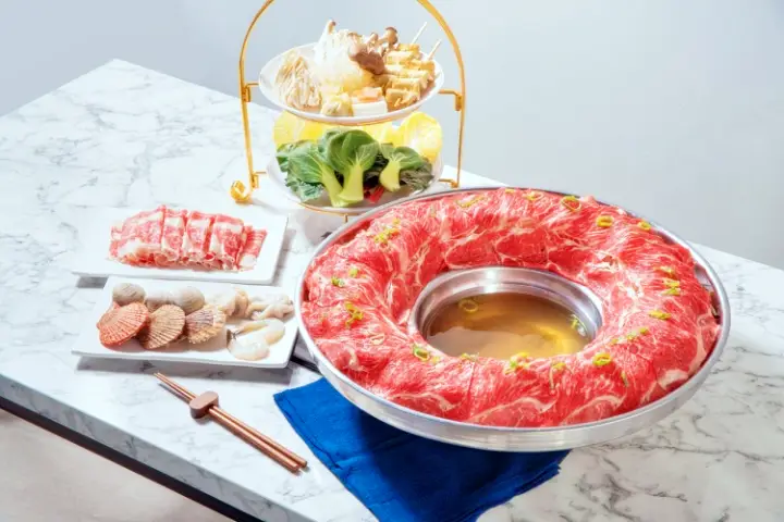 투데이 맛있는 메뉴 가족 외식 맛집 샤부샤부와 칼국수 죽까지 샤브샤브 코스와 편백찜 맛있는 식당 추천 부산 기장 맛집