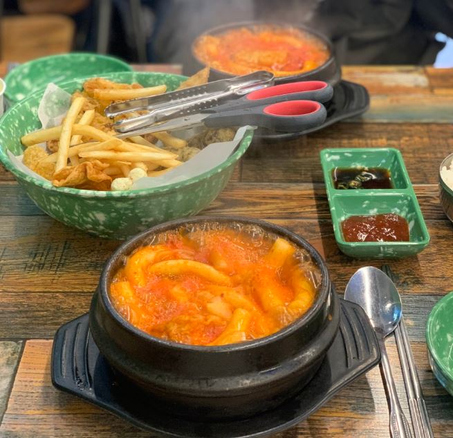 신성당 뚝배기떡뽁이