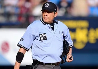 이민호 심판 프로필 나이 고향 학력 야구 경력