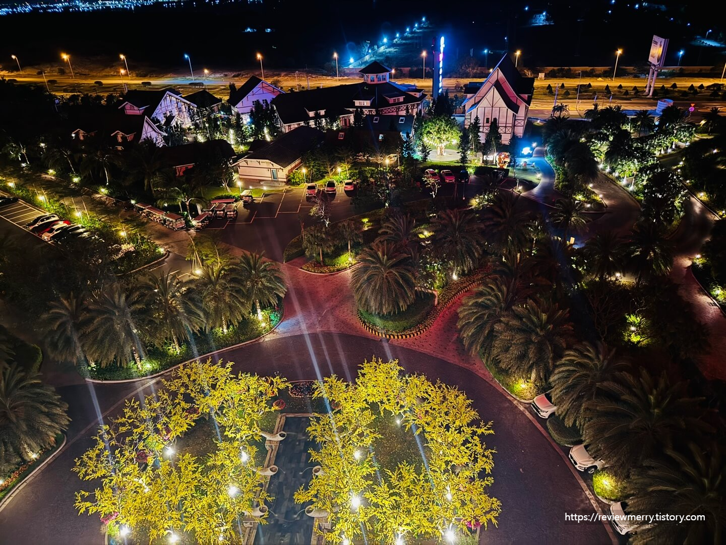 복도에서 본 야경뷰