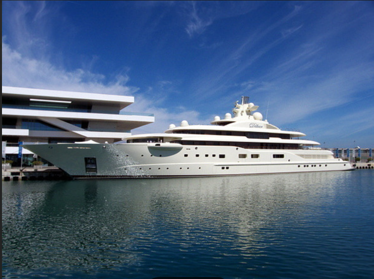 Dilbar 요트