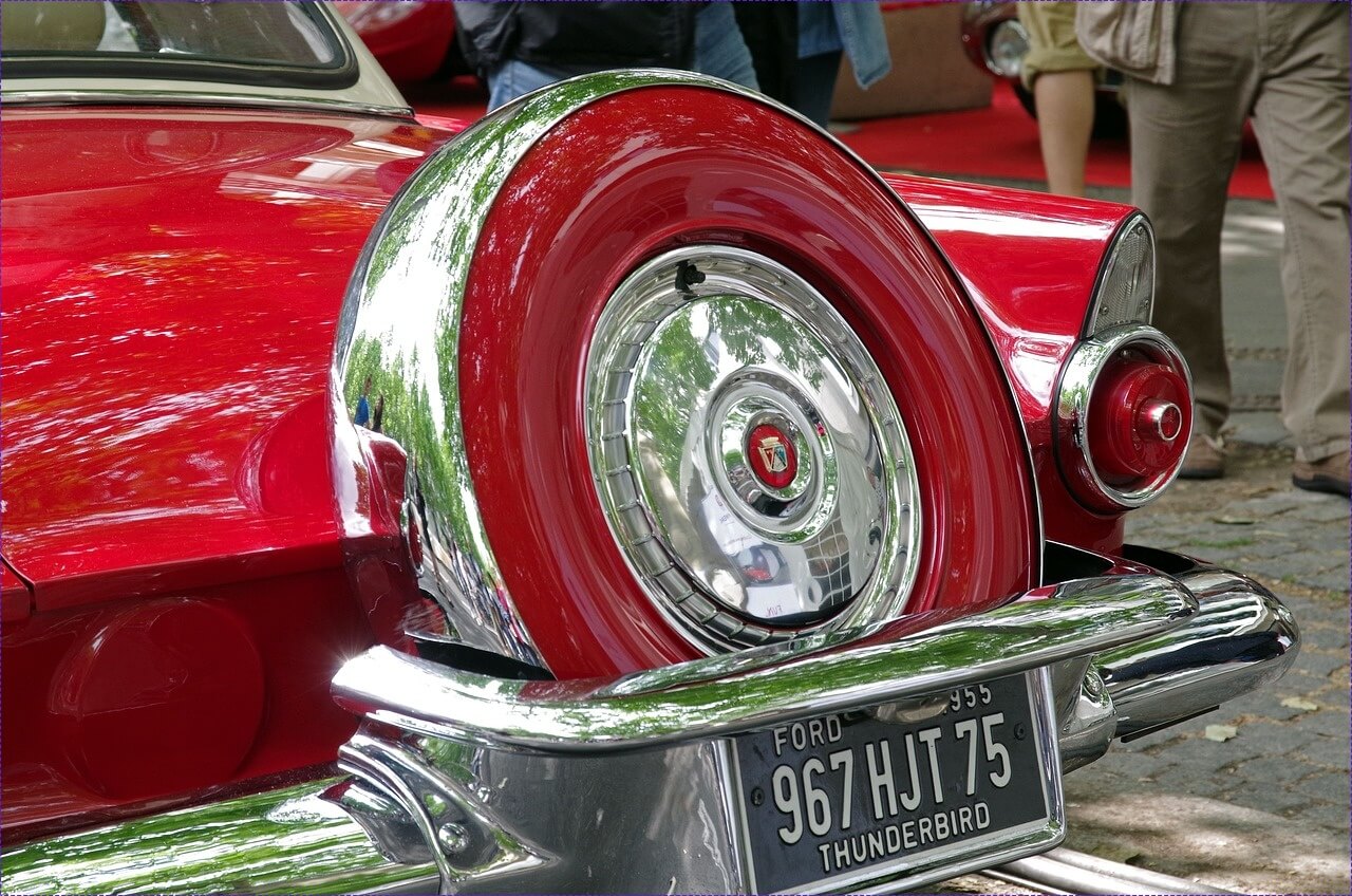 캐딜락 suv 가격