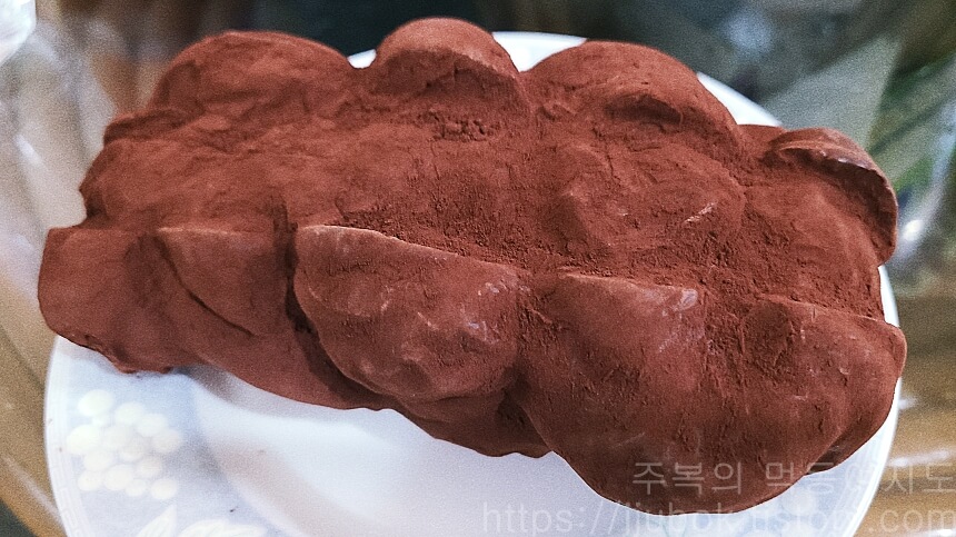 에키노마에-베이커리-생크림초코-맛