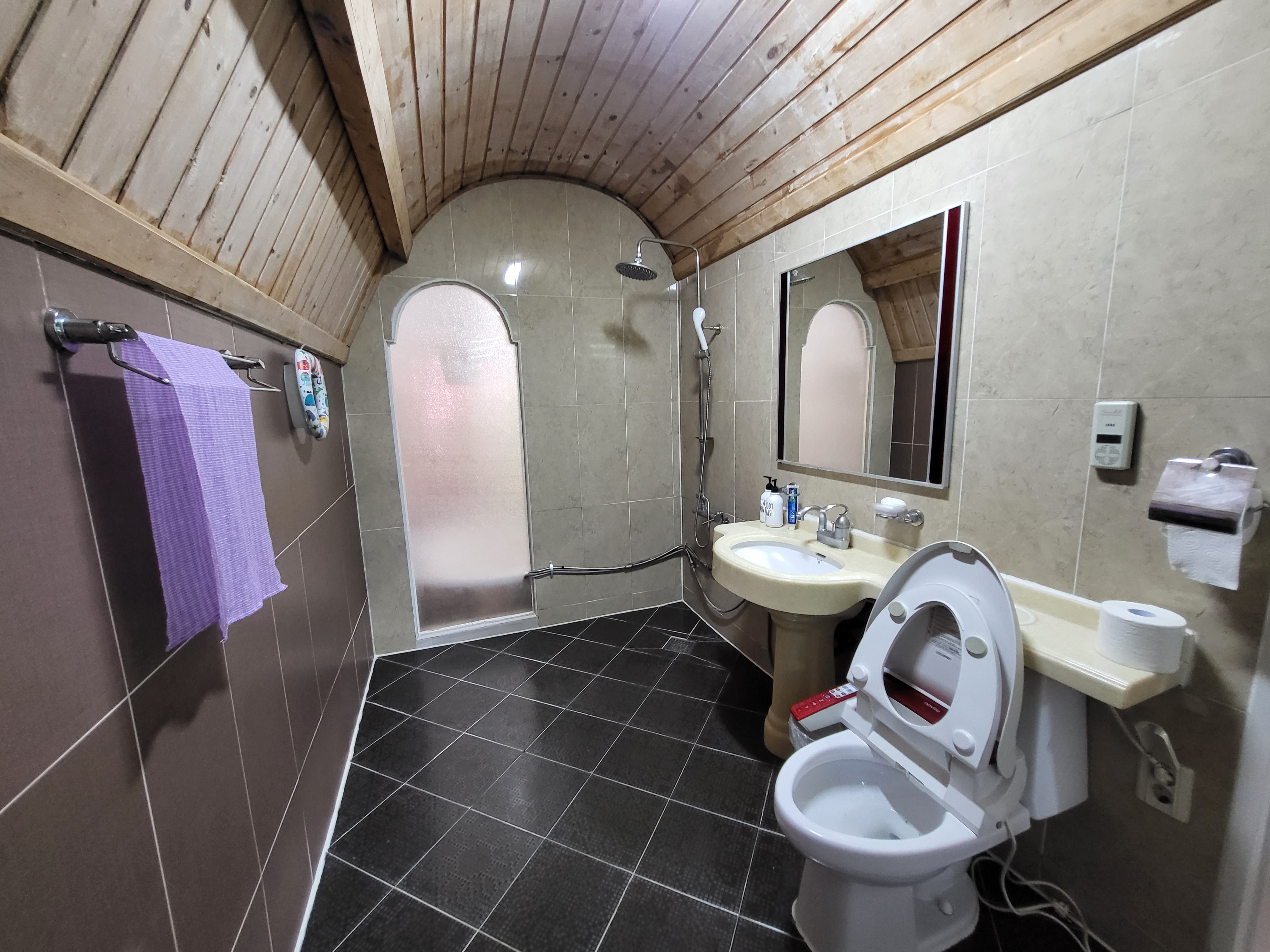 루루키즈팬션 - 욕실